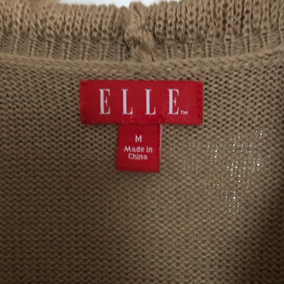 Elle Ruffled Cardigan - Picture 2 of 10